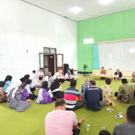 RAPAT KERJA PEMERINTAH DESA GUNUNG ULIN TAHUN 2025 GUNA MENYAMAKAN PERSEPSI PROGRAM DAN KEGIATAN